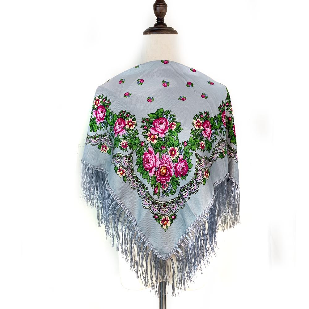 

Квадратный платок с цветочным принтом в русском стиле