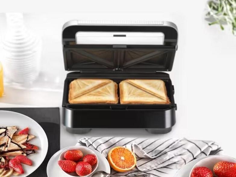 Braun Sm5005 2-in-1 Sandwich Maker and Waffle Maker