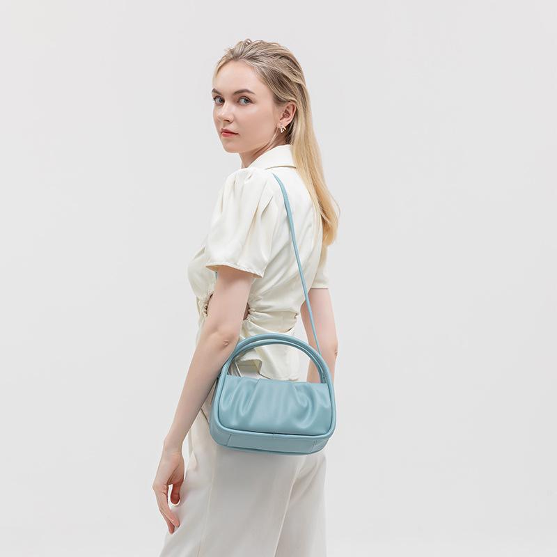 Folded Cloud Bag Women's Bag Summer New Niche Light Luxury Exquisite Women's Versatile Shoulder Portable Messenger Bag