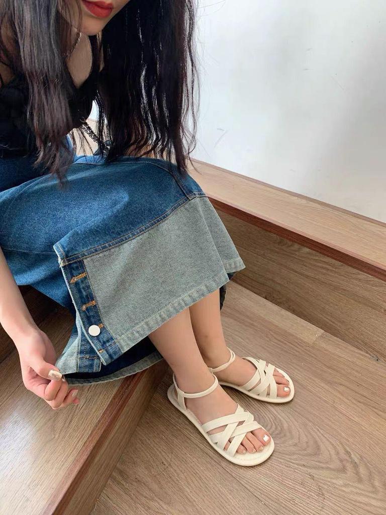 2024 Summer Women's Breathable Flat Sandals: Soft Fairy Style Roman Beach Shoes for Students