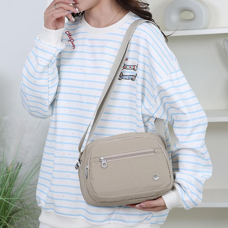 Women's Shoulder Bag Lightweight Nylon Small Square Bag