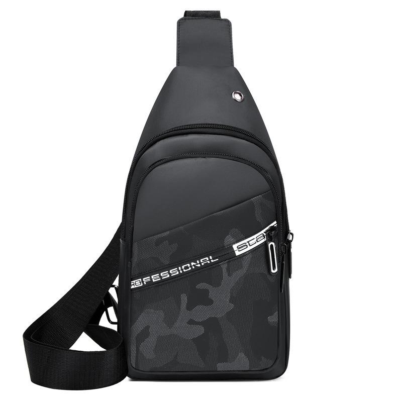 New outdoor men's breast bag casual fashion trend messenger bag camouflage large capacity chest bag