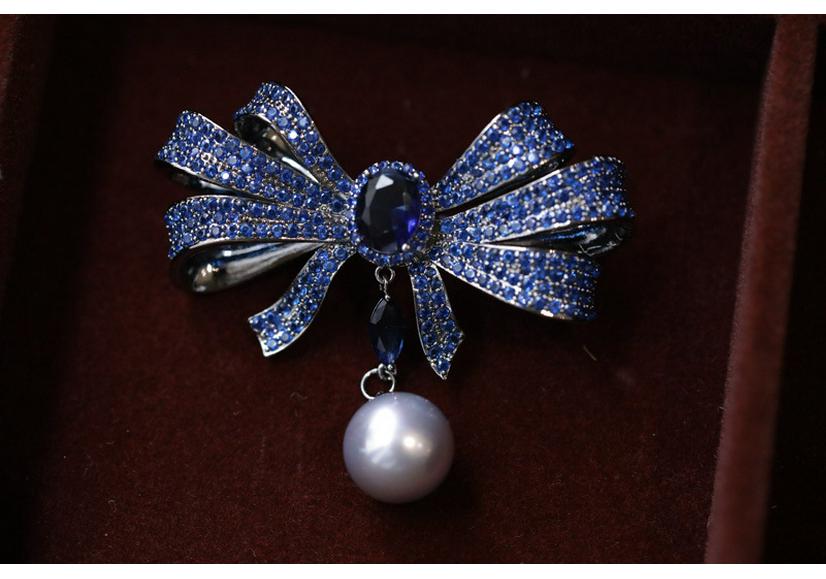 Bo Xin Yun Pearl Bow Brooch - Light Luxury, Simple and Elegant Clothing Accessory.