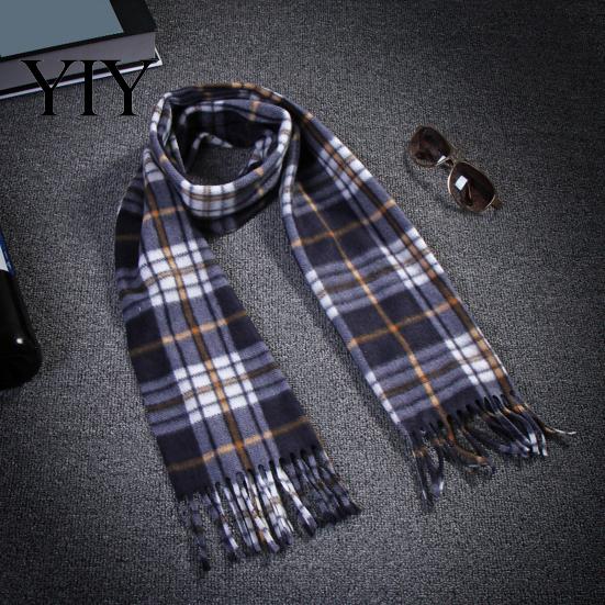 Commuting Winter Gear Classic British Plaid Scarf for Men Women, Soft Double-Sided Velvet Shawl, Skin-friendly Wrap Warm Thickened Neck Autumn