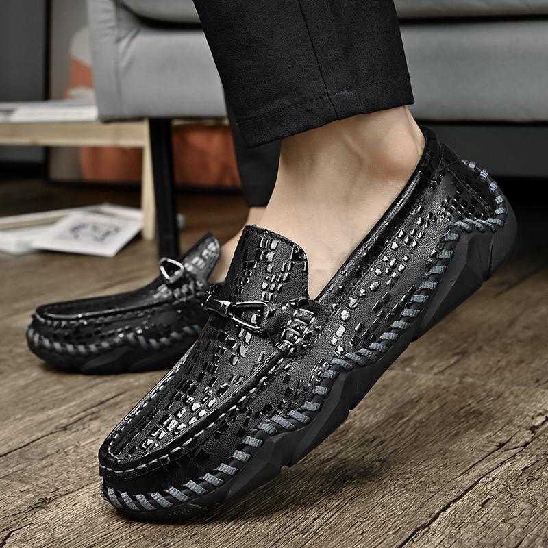 Big Size 38-48 Genuine Leather Moccasins Loafers Lightweight Men Casual Soft Slip On Driving Shoes for Men Fashion Men Shoes
