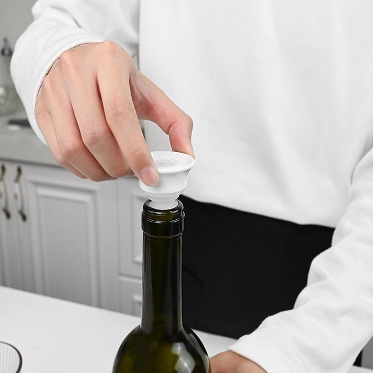 Food Grade Silicone Vacuum Wine Stopper White Reusable Sealer Accessory Pull Type for Bottle Freshness Preserver Easy Clean