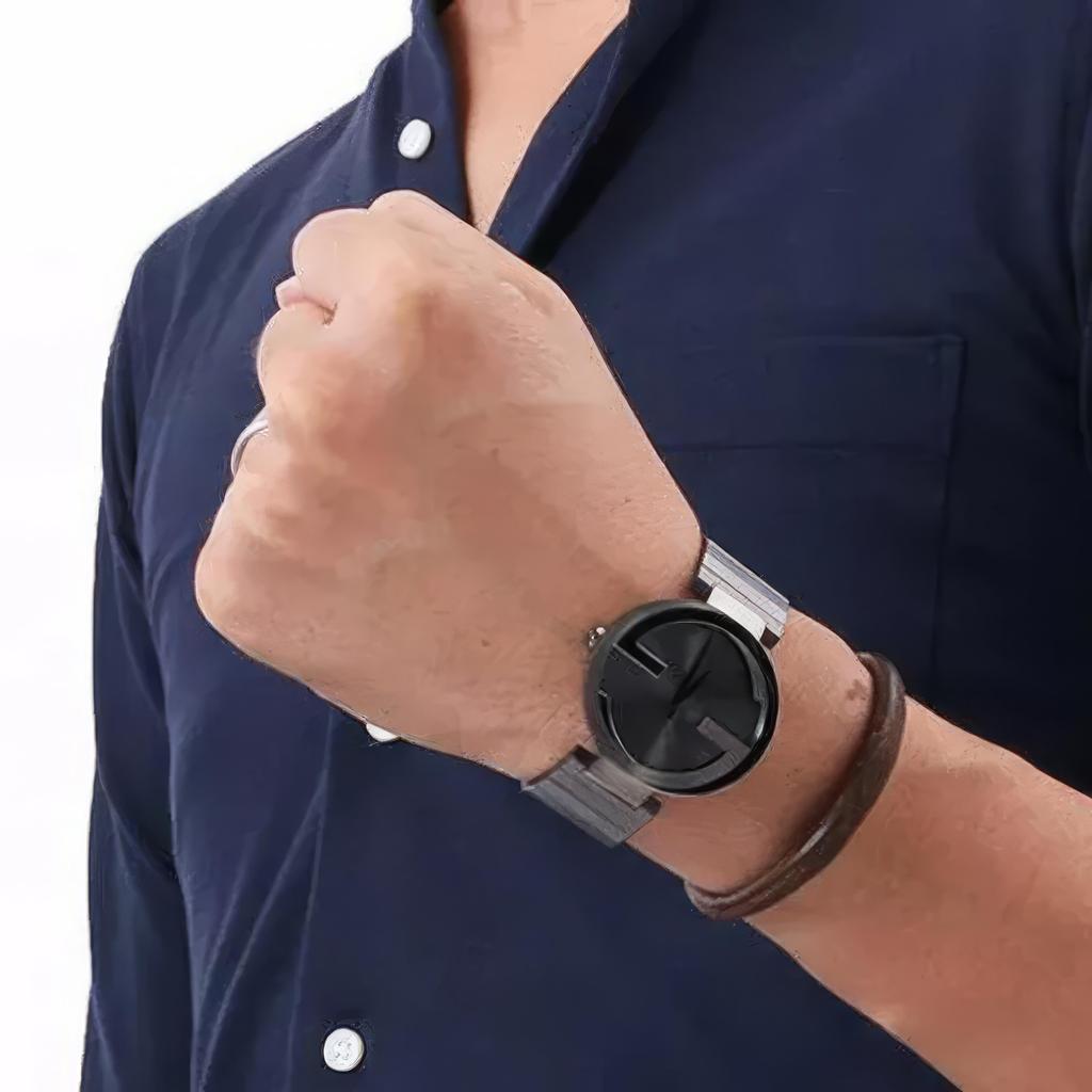 Gucci YA133210 Herrenuhr mit ineinandergreifendem grauem Zifferblatt