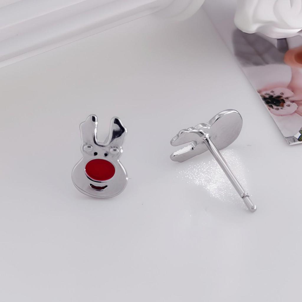 Sterling Silver Red Elk Christmas Stud Earrings, Hypoallergenic Jewelry for Women, Suitable for Sleeping.