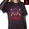 Herren- und Damen-T-Shirts The Conjuring of Lucipurr Steven Rhodes Dunkler Humor Retro Horror Katze
