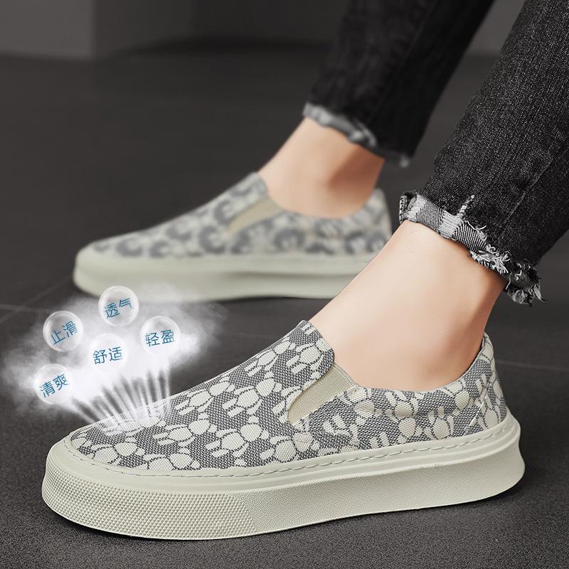 

2025 new trend summer breathable sports and leisure board shoes teen lazy one pedal trendy shoes canvas shoes men 44