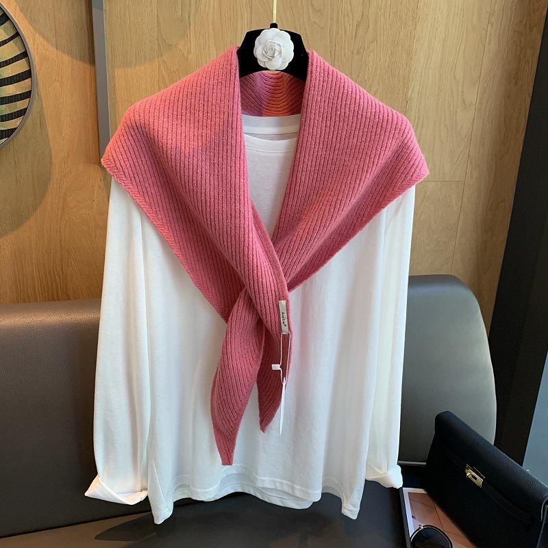 New Fashion Korea Styles Knitted Triangular Scarf Women Winter Warm Headscarf Shawl Sold Color Neckerchief Kerchief Hijab