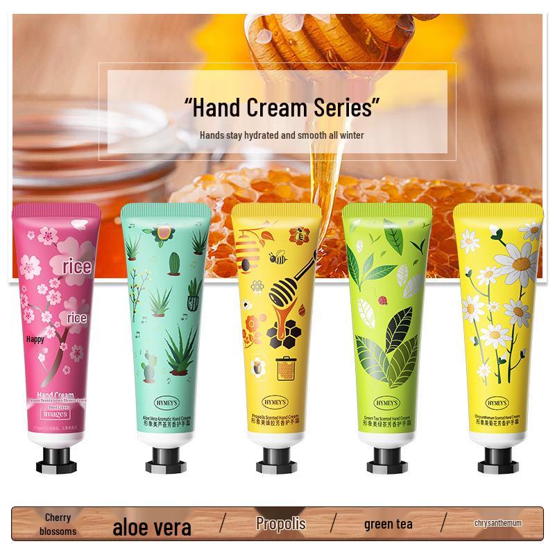 Chrysanthemum Hand Cream: Smooth, Gentle, and Moisturizing Anti-Chapping Skincare.
