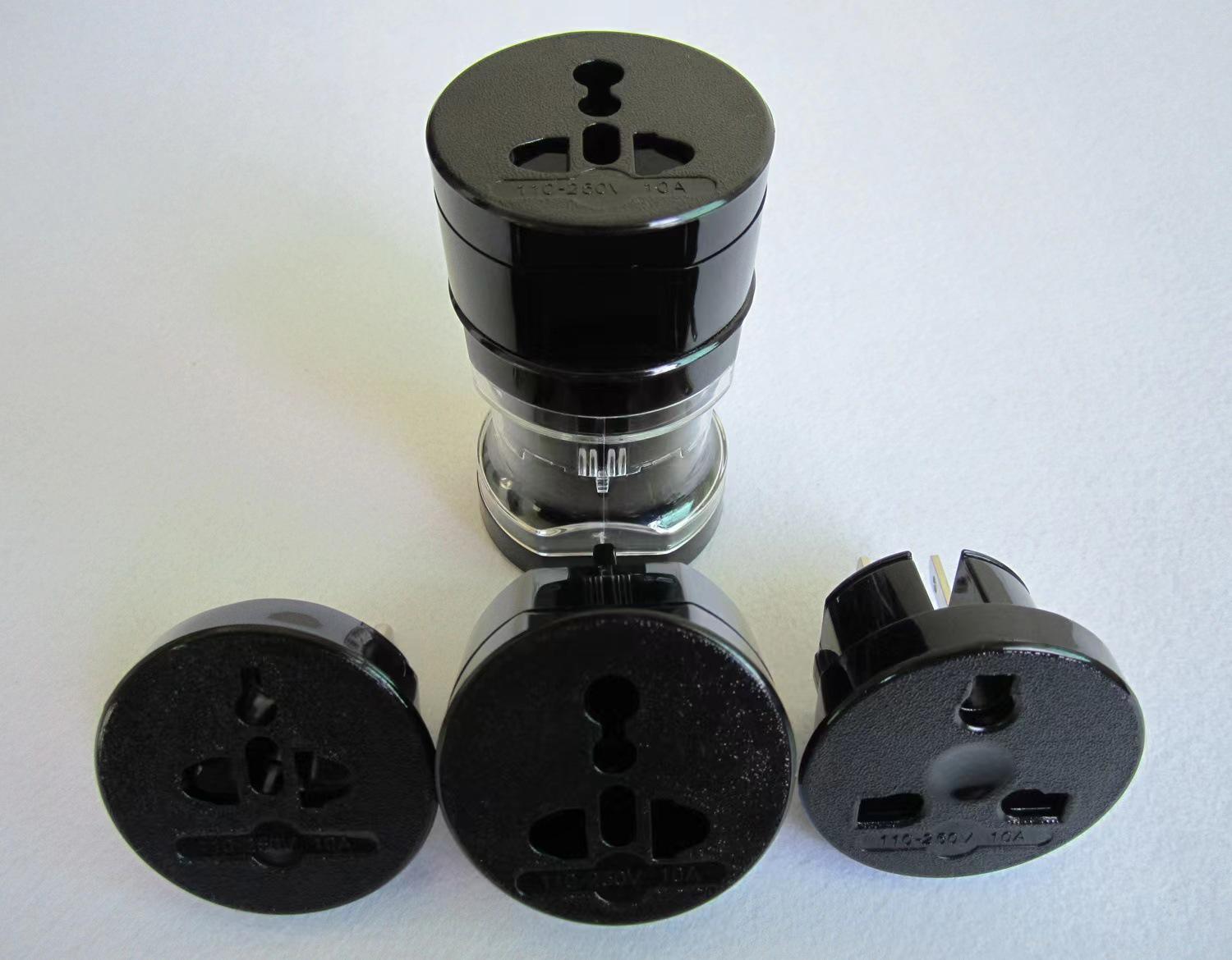 

Универсальный дорожный адаптер - вилки UK, US, AU, EU - Конвертер все в одном с подарочной коробкой