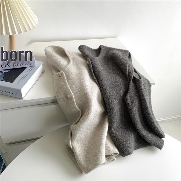Korean-Style Slimming Knitted Vest with Gold Buttons - Women's Round Neck, Loose Sleeveless Top