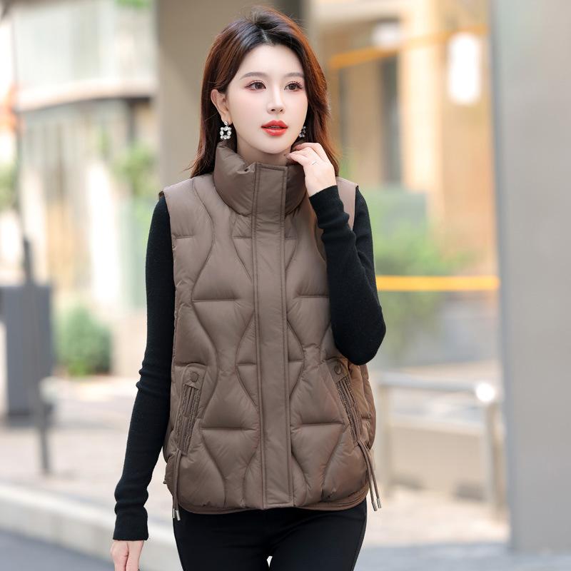 Large size pocket stand-up collar vest women's short autumn and winter new loose and light feather vest vest vest vest vest vest