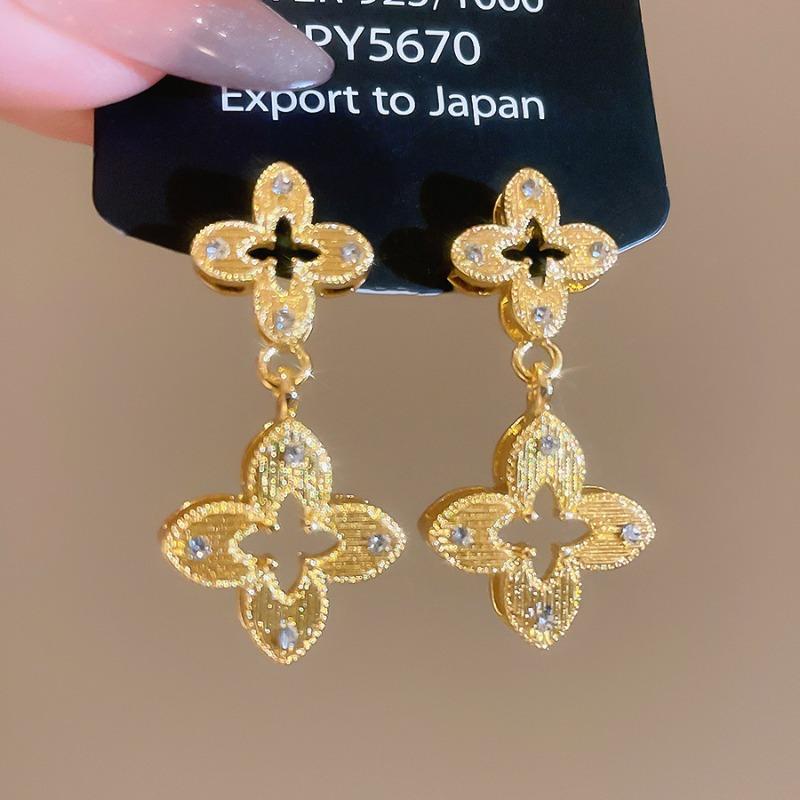 Silver Needle Diamond Hollow Metal Flower Pendant Earrings Fashion Medium Antique Temperament Earrings Earrings Design Sense Niche