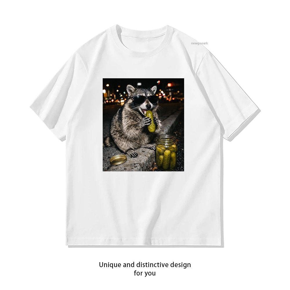 Funny Raccoon Eating Pickles Meme Tshirt Summer Cotton Woman Man Graphic T Shirts Adult Oneck Breathable Tops S3XL S