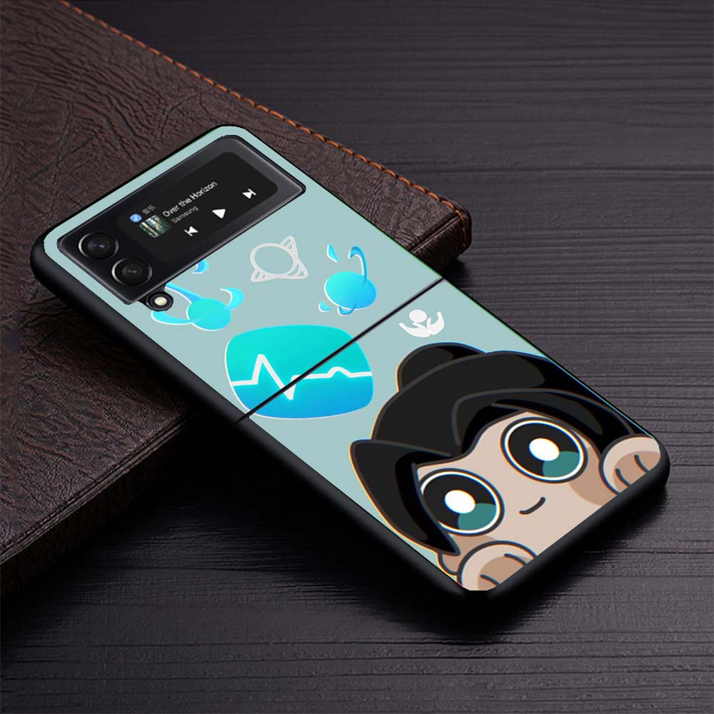 Game Valorant Cute Phone Case For Samsung Galaxy Z Flip3 Flip4 Flip5 Flip6 Flip7 For Z Flip 7 6 5 4 3 5G Hard Folding Cover Gala