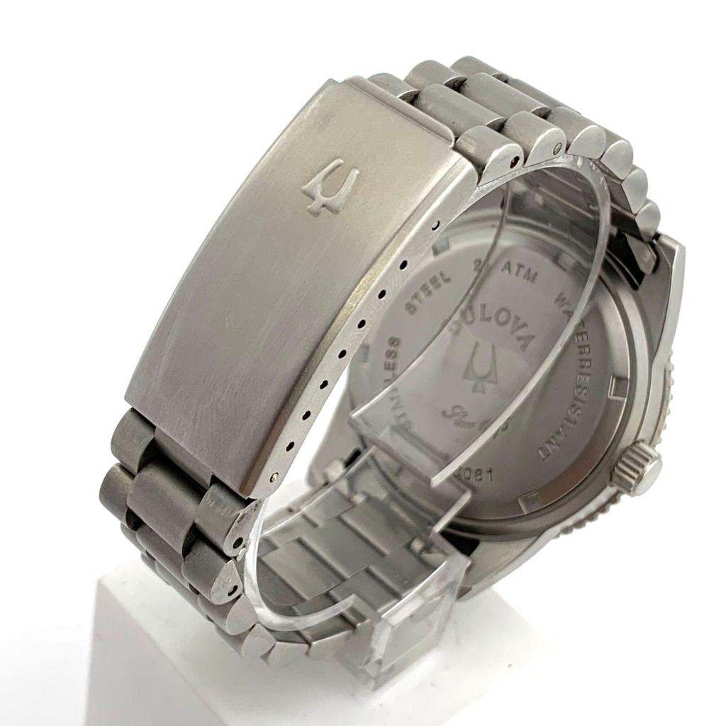 Used [Used] Bulova yellow dial wristwatch 200m waterproof