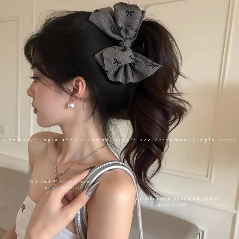 

2025 New Grey Bow Claw Clip for Women Elegant Butterfly Hair Claw for High Ponytail BunMinimalist Hair Accessories for Autumn