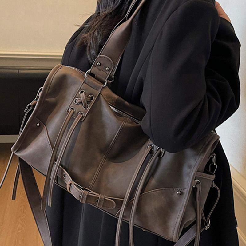 Retro Handbag Bag Women's New Simple Pillow Bag High Value Shoulder Bag Large Capacity Armpit Bag