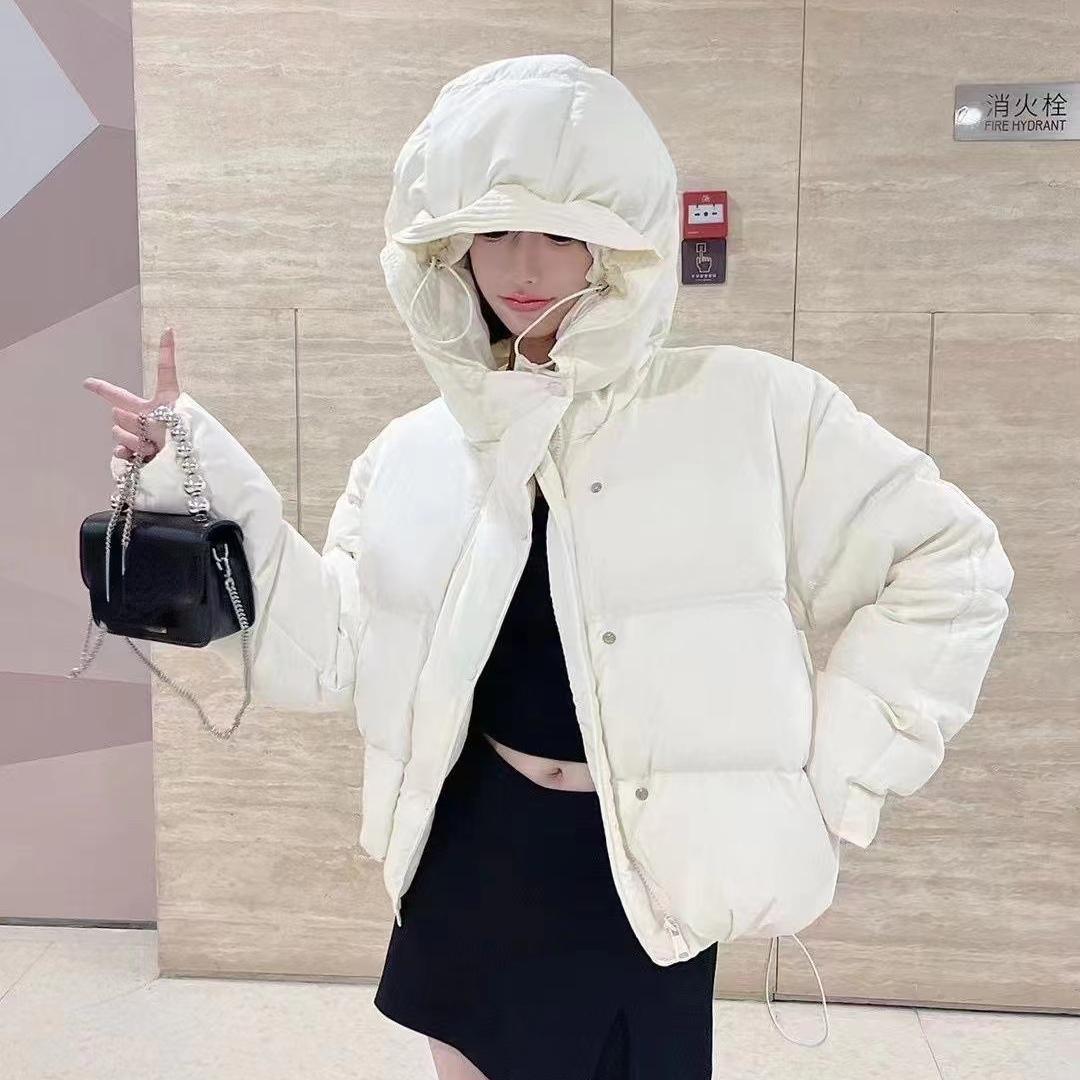 

Короткая женская куртка-пуховик с цветочной шапкой и симпатичным дизайном для холодной погоды M белый