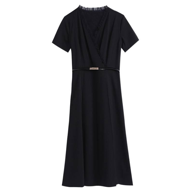 Hepburn-Inspired Slim-Fit Black Knee-Length Dress for Spring/Summer