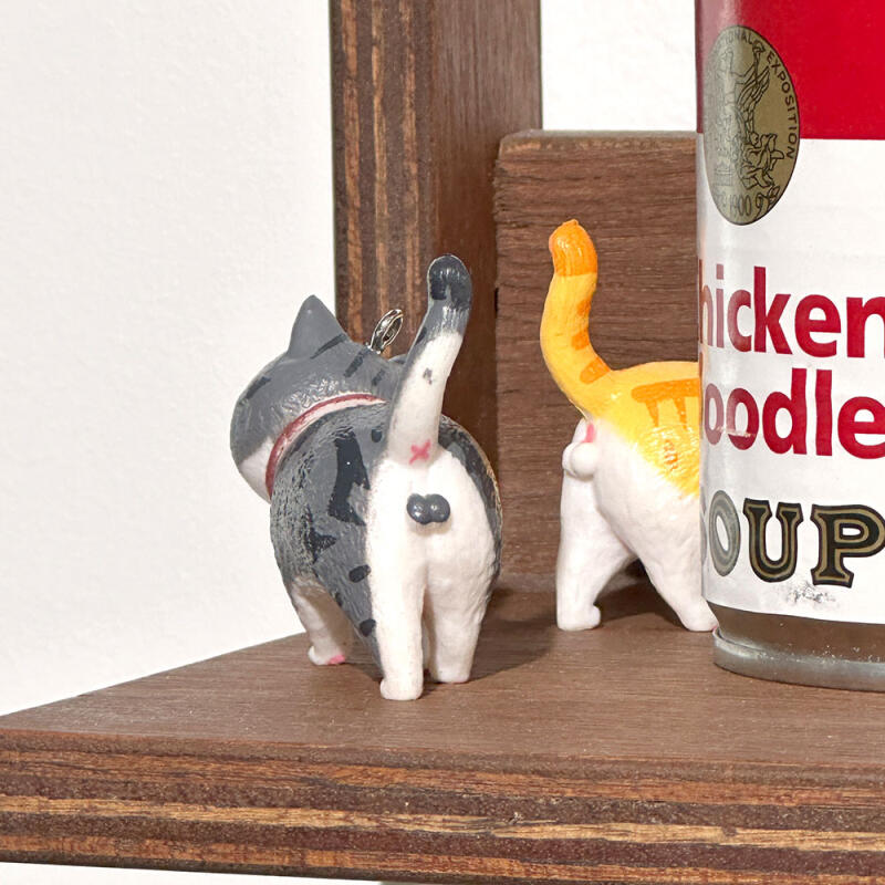 1 Box of 18 Random Keychains To Find Your Best Cat