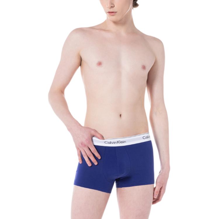 Calvin Klein Boxeri confortabili cu imprimeu cu litere, pachet de 2, lenjerie pentru bărbați NB1086-LZV