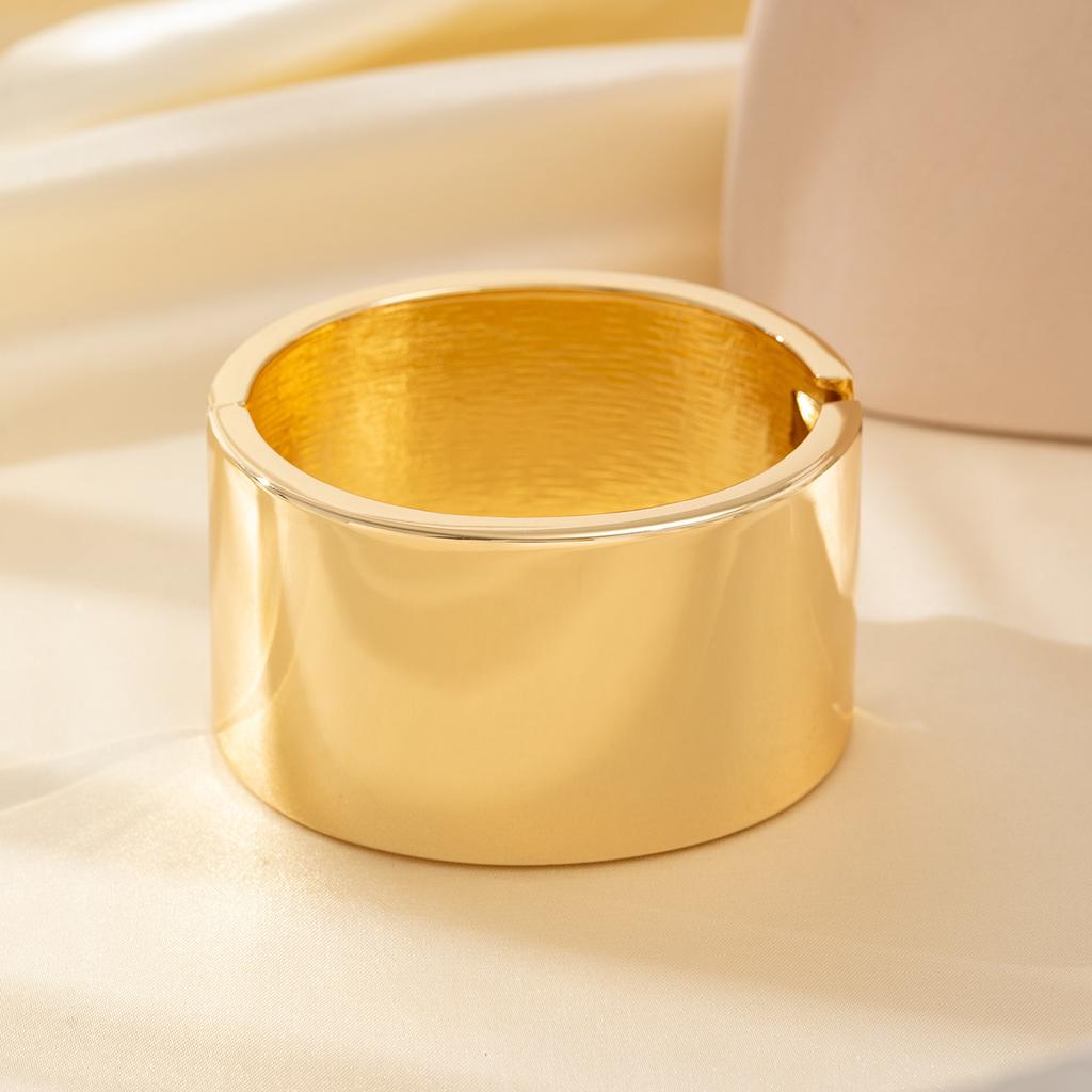 DIEZI Hip Hop Exaggerated Gold Color Metal Cuff Bangles for Women Men Gift Punk Geometric Water Drop Bracelet Party Gift Jewelry