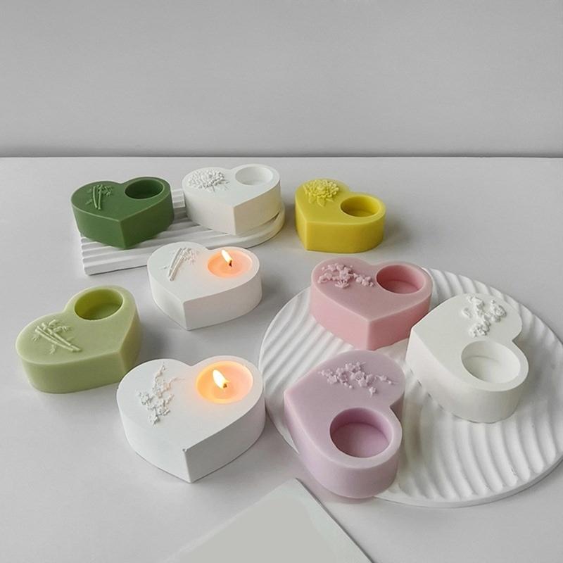 Epoxy Candlestick Silicone Mold Candle Base Mould Heart Shaped Candle Holder Molds Ornaments Home Decorations Mould