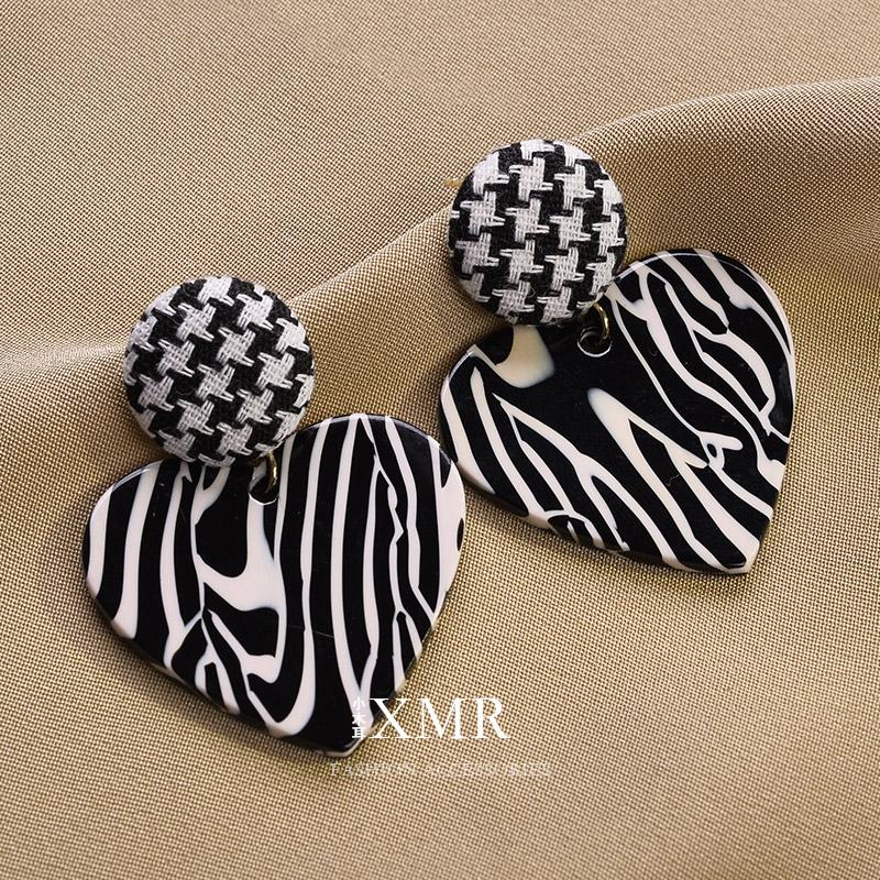 

Высококачественные европейские и американские большие стильные серьги с рисунком зебры, нишевые серьги H831