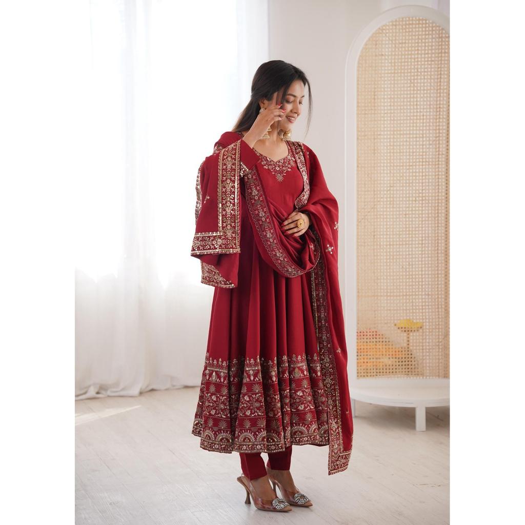 Piękny Bollywoodzki Etniczny Garnitur Anarkali Indyjski Strój Weselny Imprezowy Salwar Kameez
