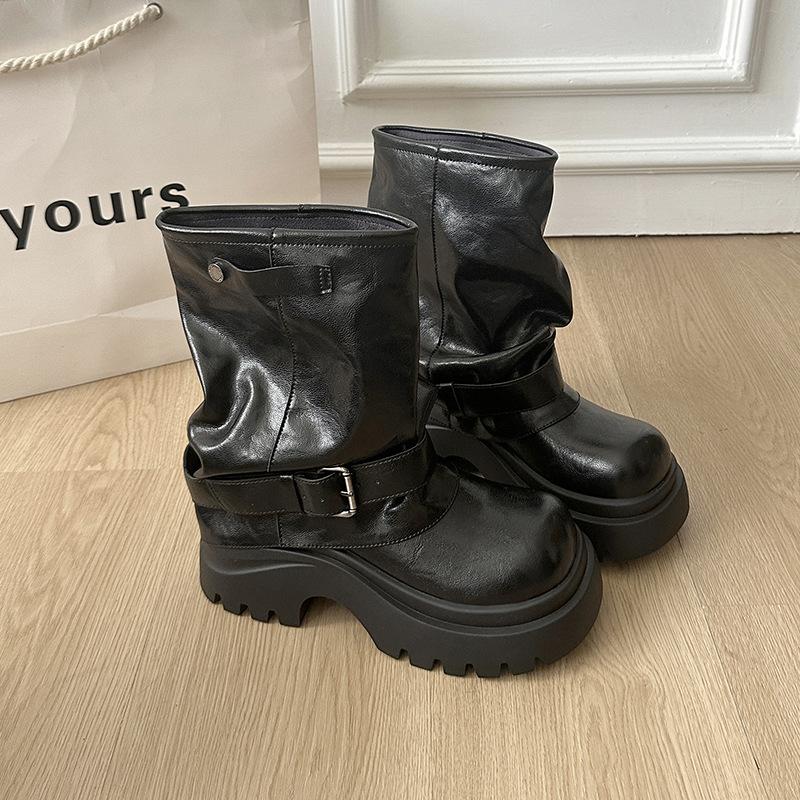 Sheepskin version~ retro niche suede square head flat bottom Chelsea short boots women s 2025 new commuter bare boots single boots 35