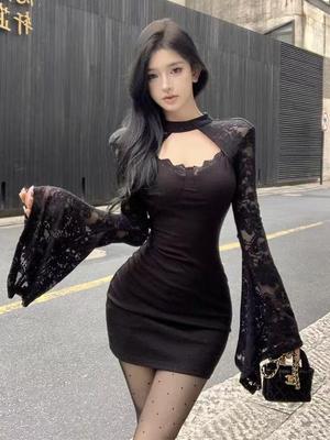 Elegant Black Lace Patchwork Dress with Flared Sleeves - Slimming Hip-Hugging Skirt for Women