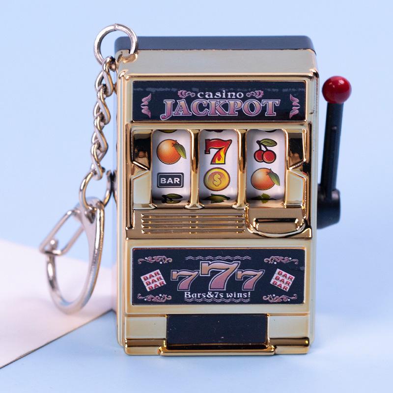 Retro Joystick Fruit Machine Keychain: Playable Spin Wheel Pendant Toy