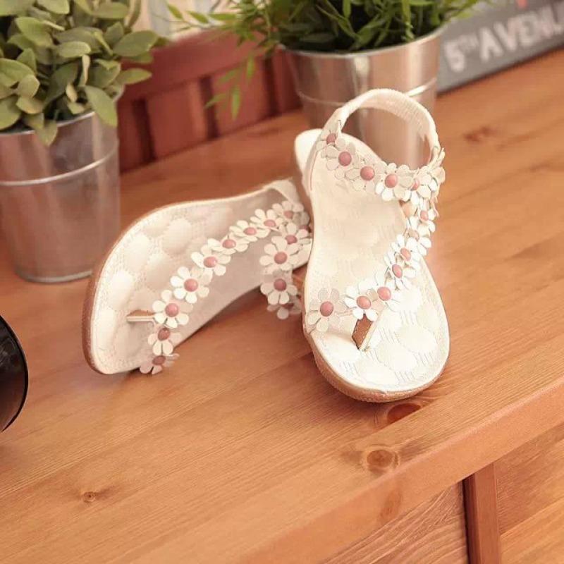 Plus Size Women's Shoes Summer New Flat Bohemian Studded Sandals Beach Shoes