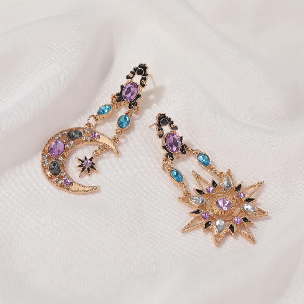 Vintage Baroque Asymmetric Sun Moon Earrings With Rhinestones Exaggerated Statement Studs For Women Fashion Jewelry