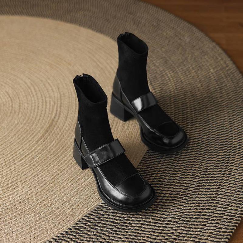 

New leather round head Martin boots solid color rear zipper large size leather boots Korean version comfortable square heel soft sole medium b 39