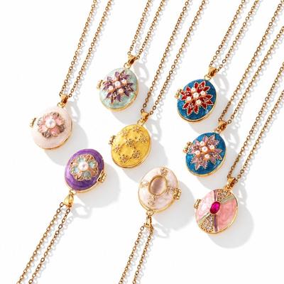Brass Photo Locket Pendant Necklace Zircon Decoration Non-Fading Vintage Enamel Necklace Pearl Decoration Openable Frame