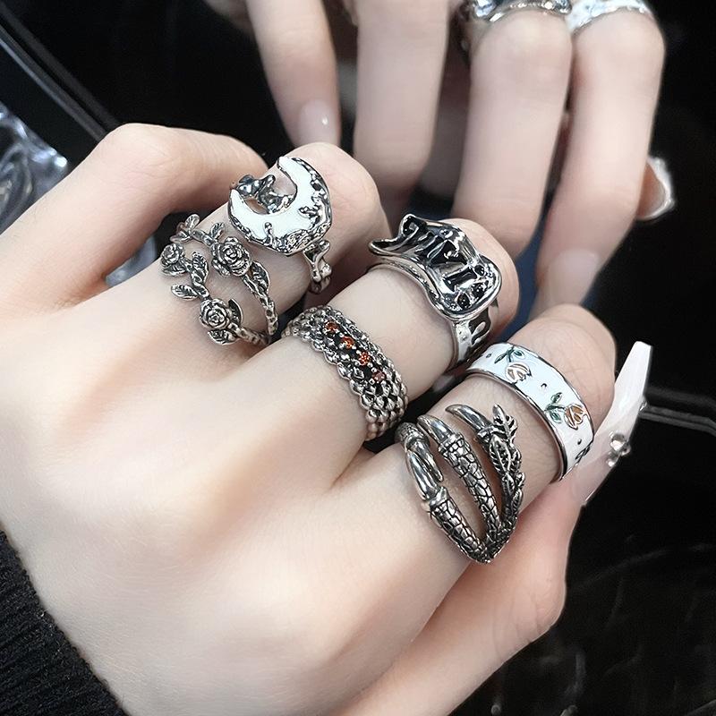 Niche Design High Sense Dark Sweet Moon Rose Personality Fashion Stacking Wearing Retro Letter Open Ring Woman