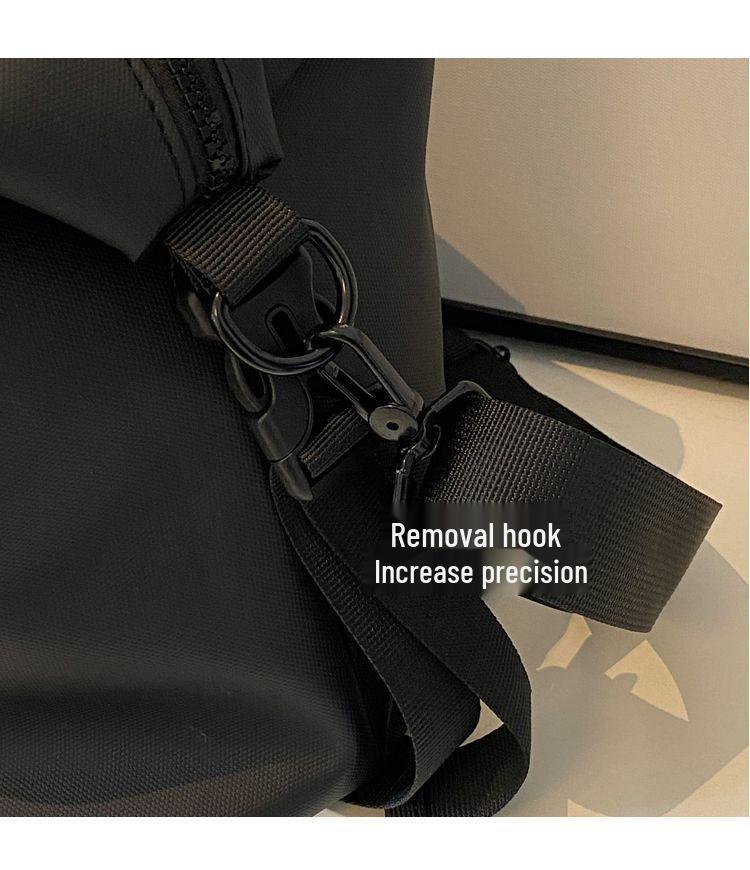 High-Capacity Business Travel Shoulder Bag - Convenient Overnight Handbag