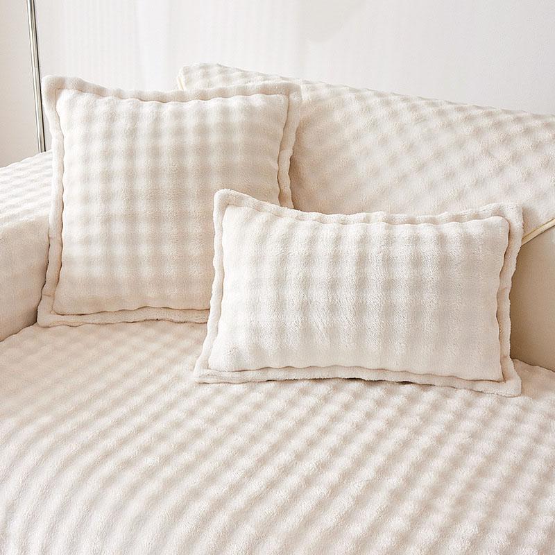Plush Sofa Cover Thickened Warm Non-Slip Living Room Sofa Cushion Plaid Skin-Friendly Velvet Sofa Backrest Armrest Towels