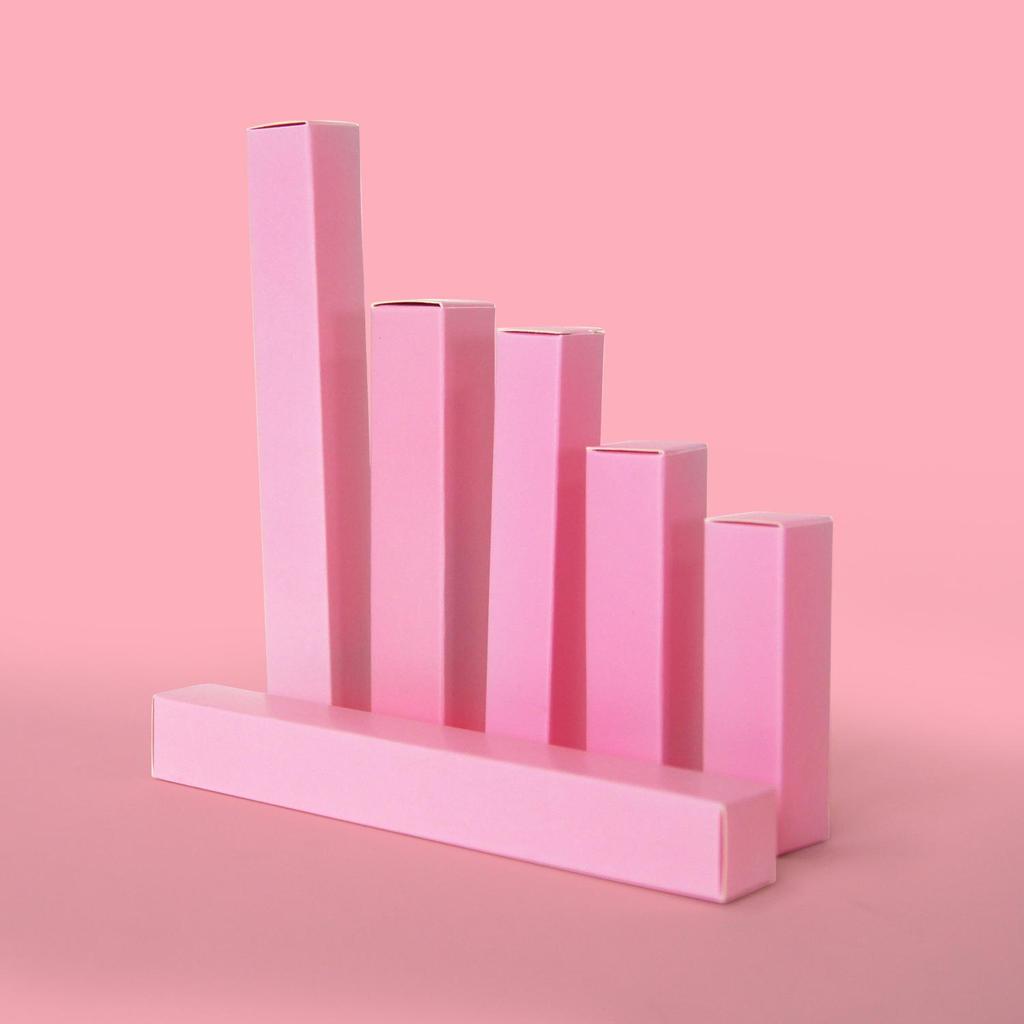 Niestandardowe pudełka na kosmetyki z białego kartonu: Opakowania do różowego eyelinera, szminki, balsamu do ust z opcjami druku