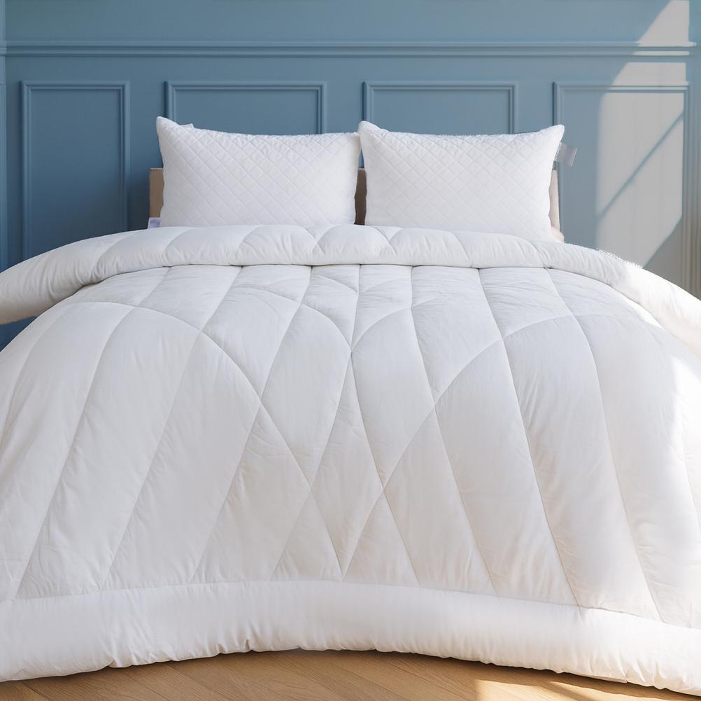 

Polyester (Anti-Allergen) Duvet Royal Pearl №012 100% cotton, 100% polyester filling. All Seasons. 135*200 білий