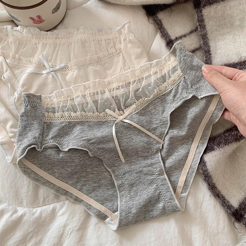 Ladies Summer Sweet To Sweet Lace Mesh Stitching Cotton Hip Hip Mid Waist Triangle Briefs