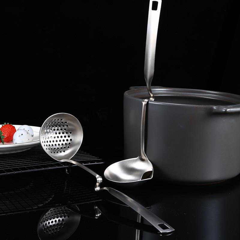 Soup Spoon Colander Thickened 304 Stainless Steel Cooking Funnel Tableware Kitchen Can Hang Soup Oil Separation