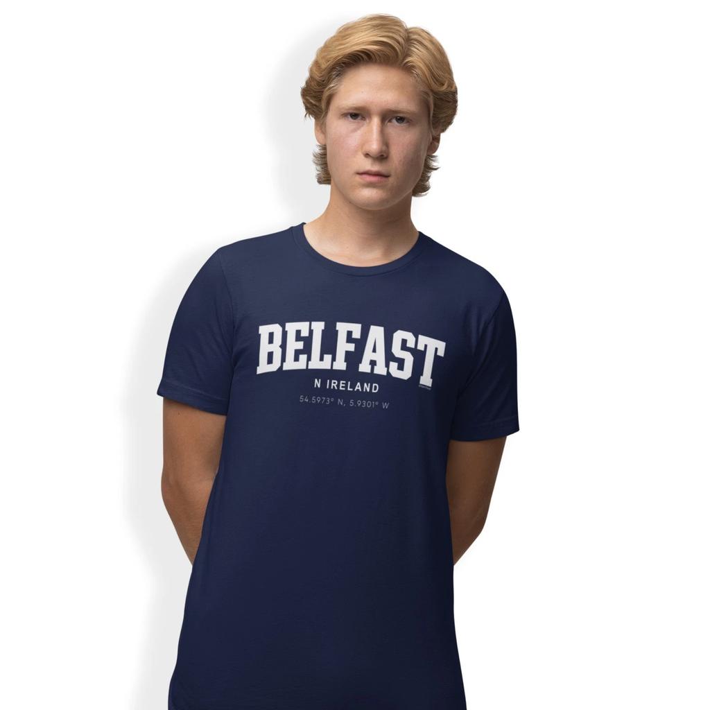 T-shirt con stampa stile Varsity Belfast con coordinate, stampata a mano, taglia S - 5XL