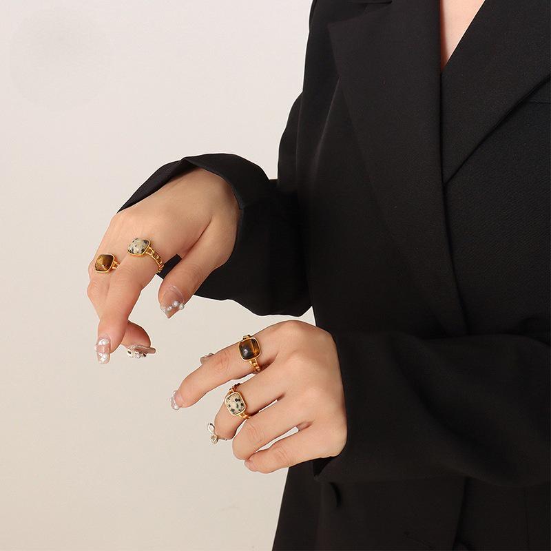 Anel aberto geométrico retrô personalizado com incrustação de pedra natural olho de tigre - A344