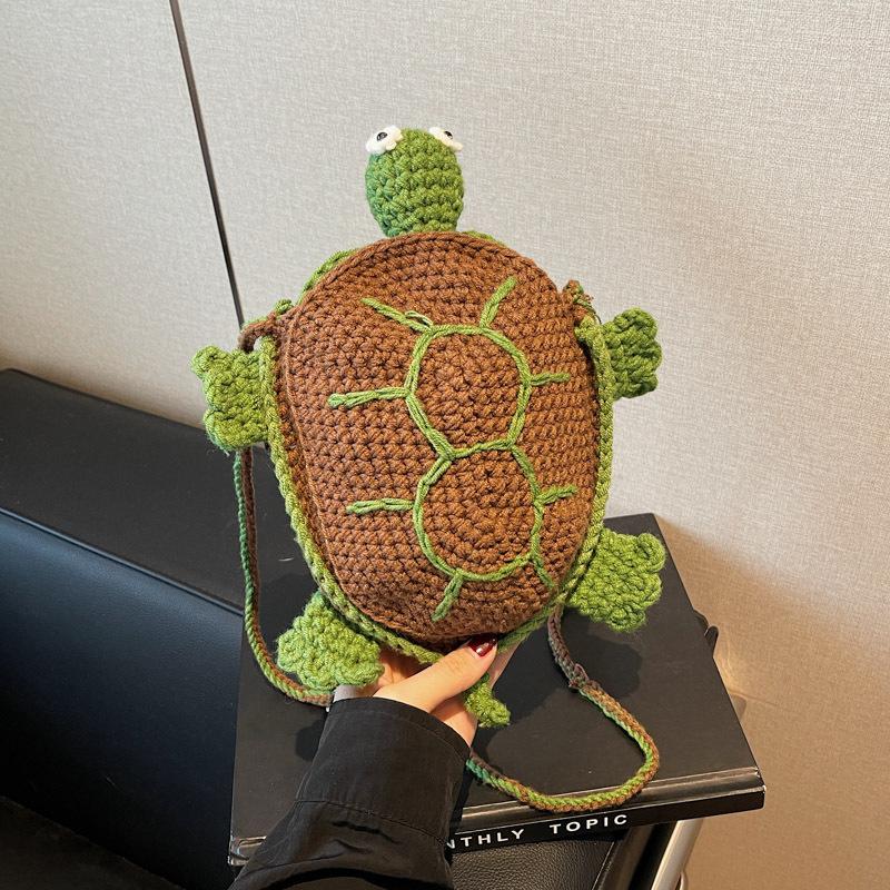 

осень-зима 2025 новая сумка родитель-ребенок мультяшная черепаха готовое изделие ручной вязки крючком сумка для мобильного телефона шерстяная плетеная сумка через плечо зелёный